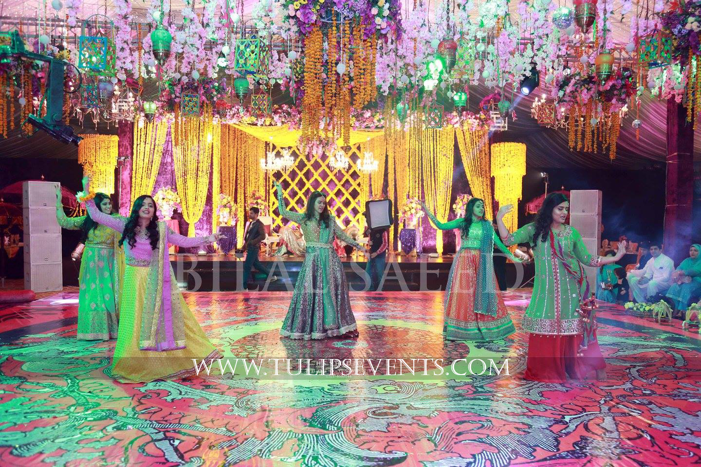 Enchanted mehndi stage dance floor roof decoration ideas in Pakistan (2)