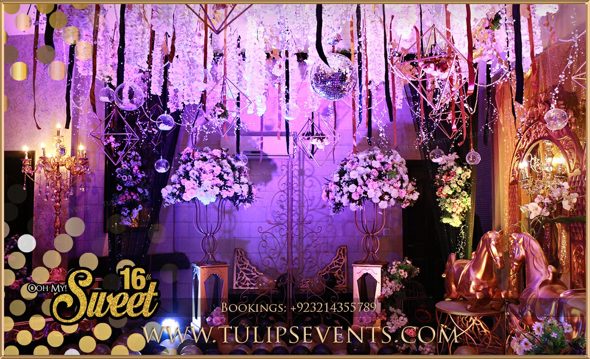 Black and Gold Theme Party Decoration ideas in Pakistan (11)