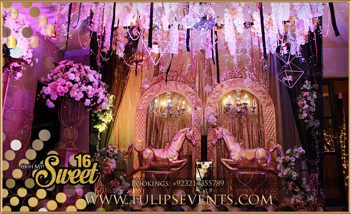 Black and Gold Theme Party Decoration ideas in Pakistan (20)