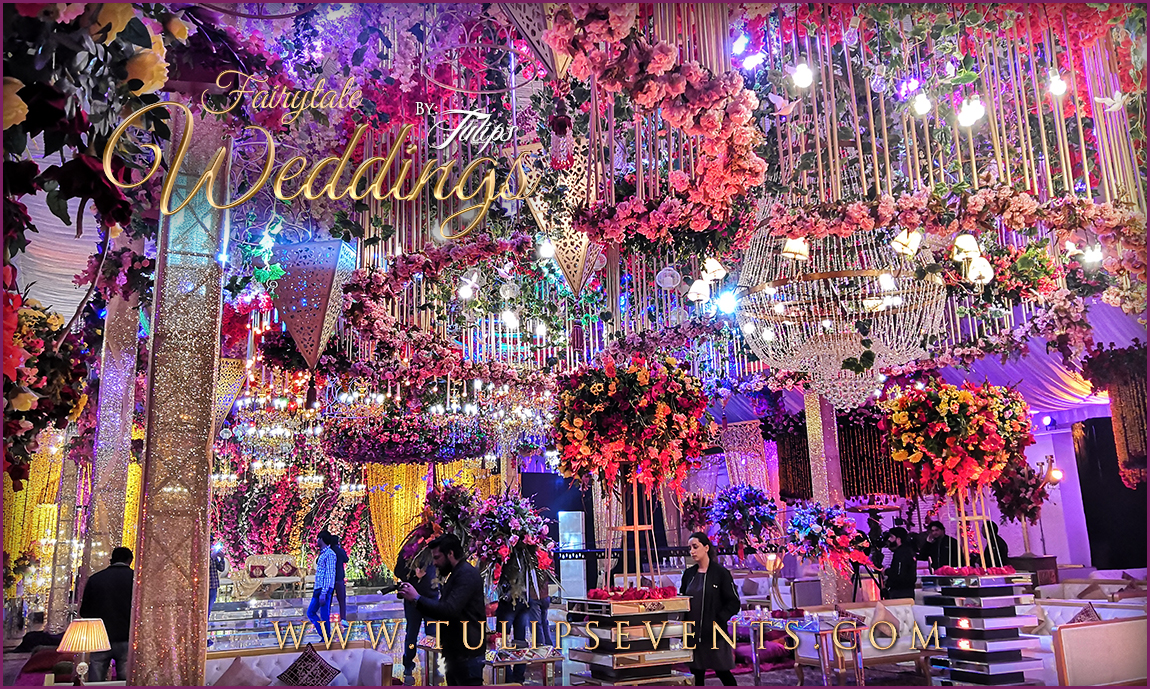Fairytale Pakistani Mehndi Stage Decorations ideas by Tulips Events (7)