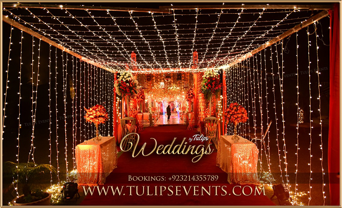 Amazing Pakistani wedding Mehndi stage decoration ideas (1)