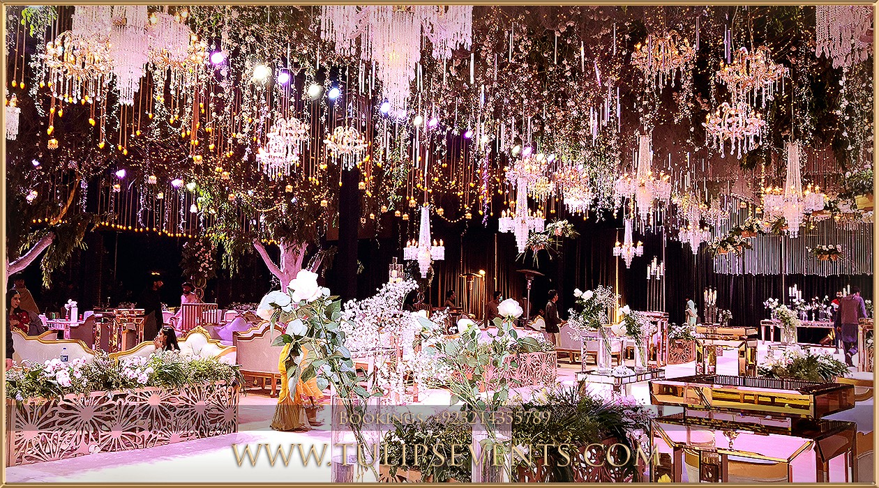 Enchanted Forest Wedding Theme Decorations by Tulips Events (1)